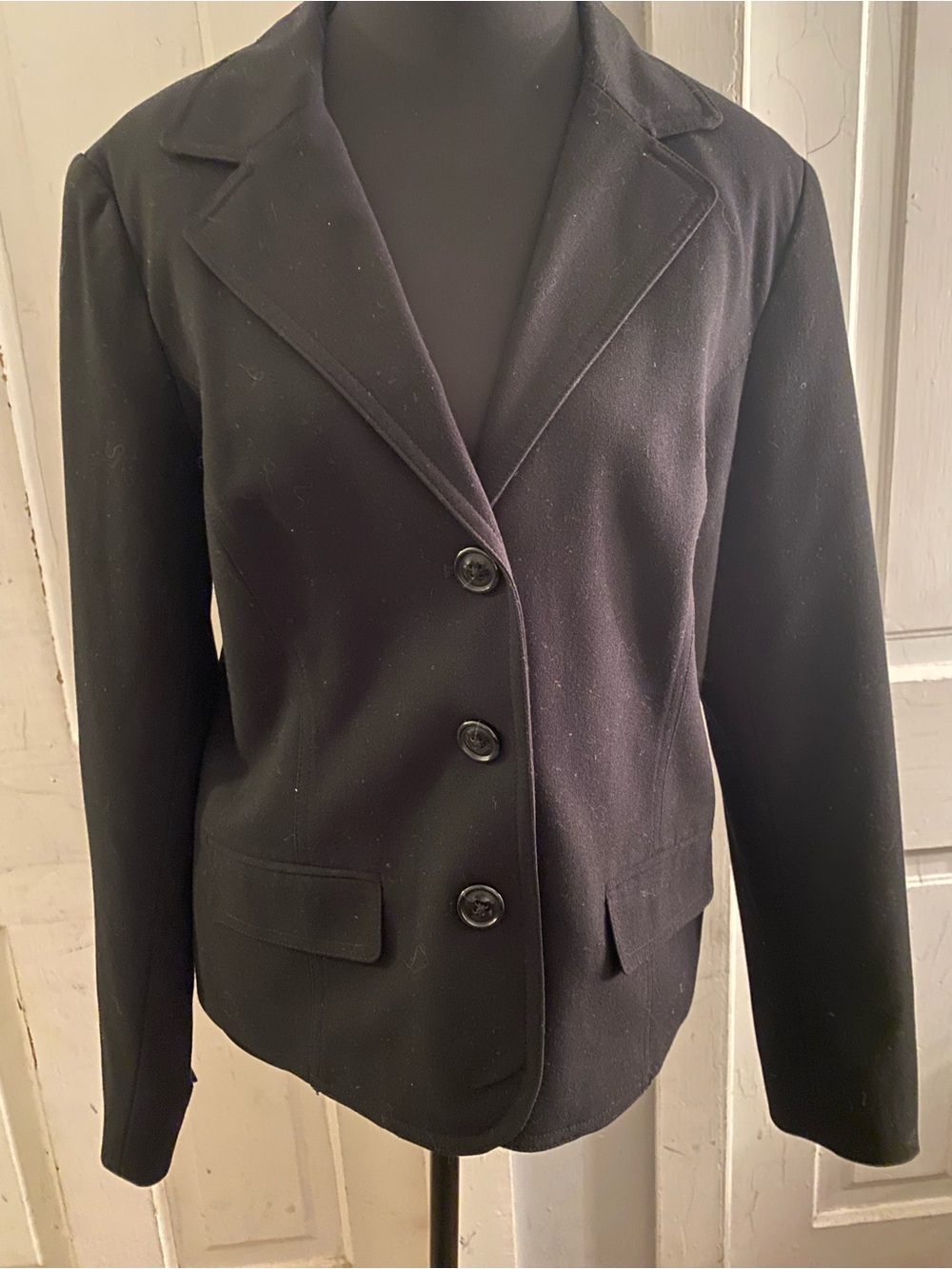 212 Collection Black Three-Button Tailored Blazer
